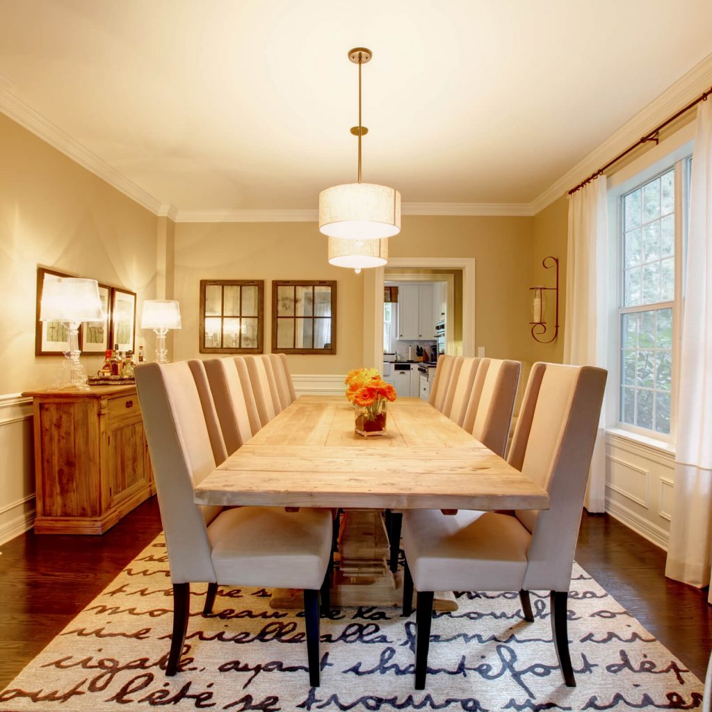 Choosing the Best Rug for Your Dining Room | Kopp's Carpet & Decorating